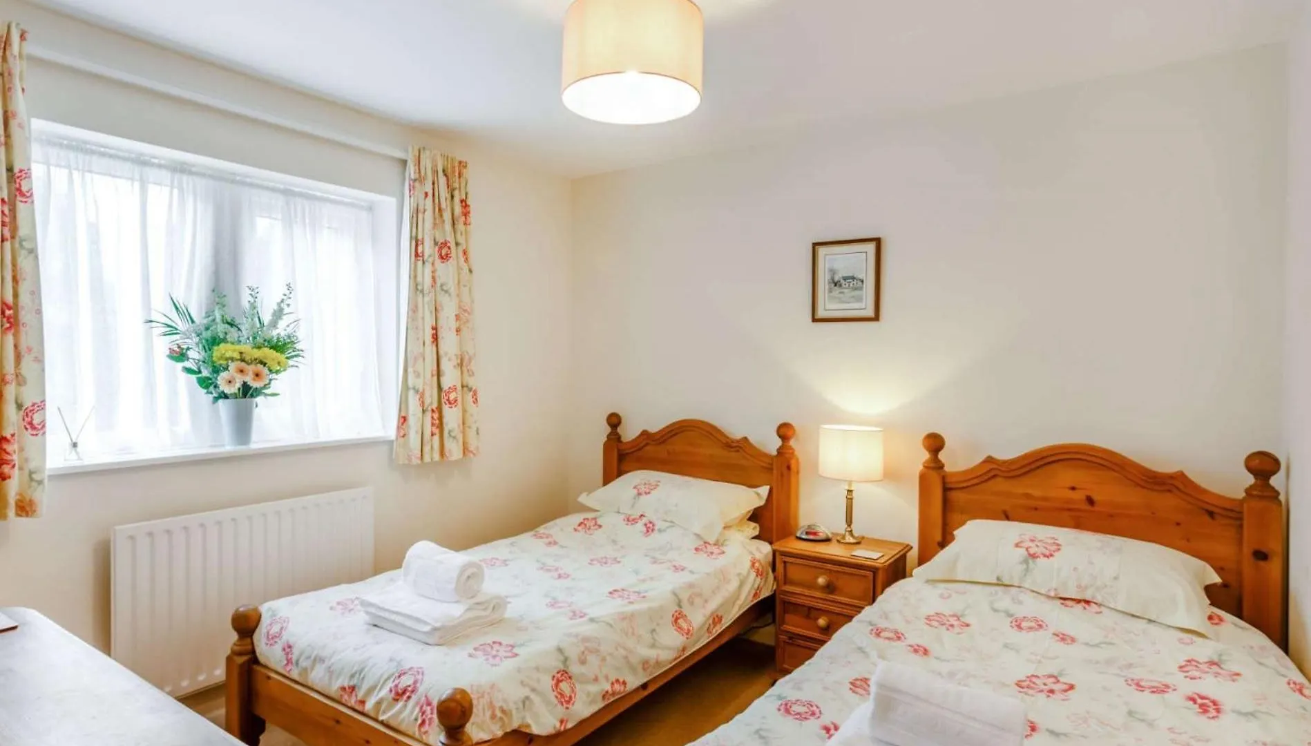 2 Bed In Kettlewell 87598 Villa 0*,
